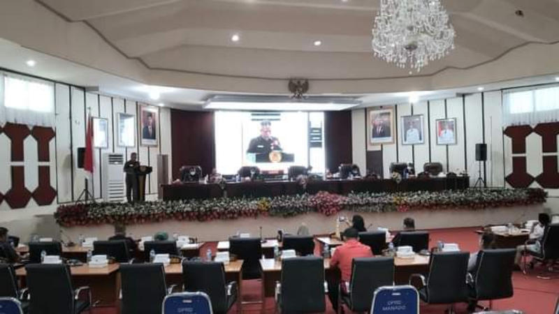 Hadiri Rapat Paripurna DPRD, Andrei Angouw Sampaikan RPJMD Kota Manado 2021-2026 10 Hadiri Rapat Paripurna DPRD, Andrei Angouw Sampaikan RPJMD Kota Manado 2021-2026