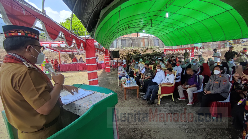 Lakukan Peletakan Batu Pertama Masjid Jami Darul Ulum, Wali Kota Bitung Tekankan Dua Hal Ini