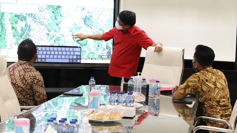 Andrei Angouw Harap Indomaret Berkontribusi bagi Manado