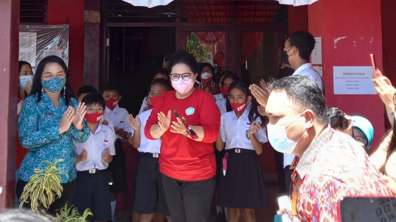 Ellen Sondakh Dampingi Ketua TP PKK Sulut Cek Lomba Hatinya PKK di Bitung