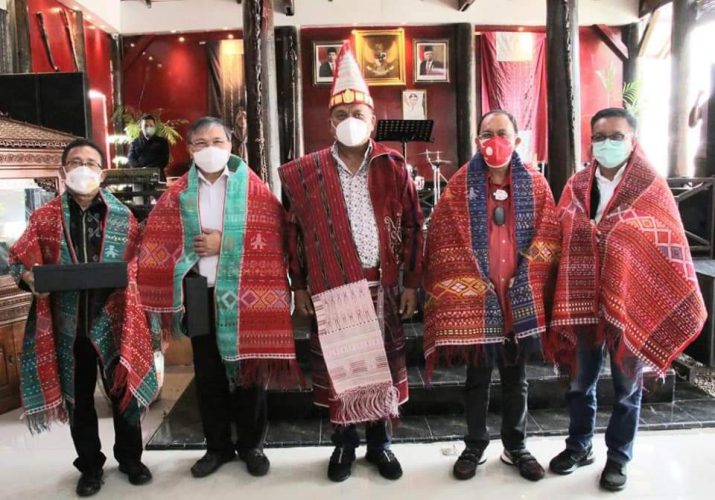 Royke Roring bersama Orang Nomor Satu Sulut ikut Konas PKB PGI
