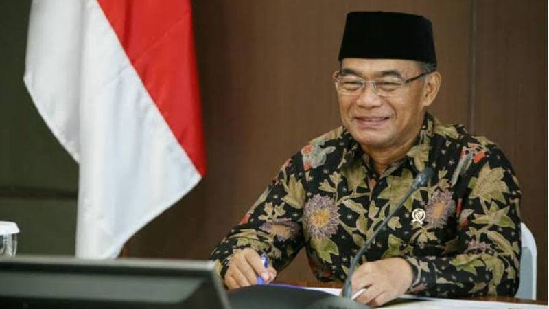 Pemerintah Hapus Syarat Wajib Tes PCR untuk Perjalanan Udara Domestik