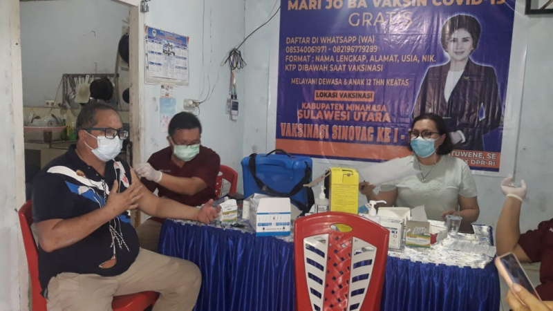 Jemly Wungouw: Jangan Takut Divaksin, Ini Aman dan Halal