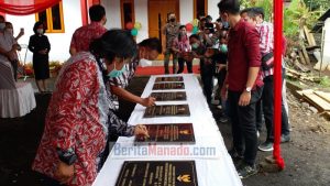 Resmikan Enam Rumah di Mitra, Olly Dondokambey: Tanda Kehadiran Pemerintah di Tengah Masyarakat