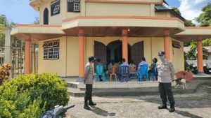 Pastikan Ibadah Sesuai Prokes, Polsek Rainis Patroli