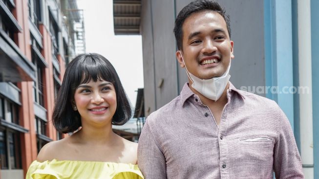 Artis Vanessa Angel dan Suami Dikabarkan Meninggal Akibat Kecelakaan