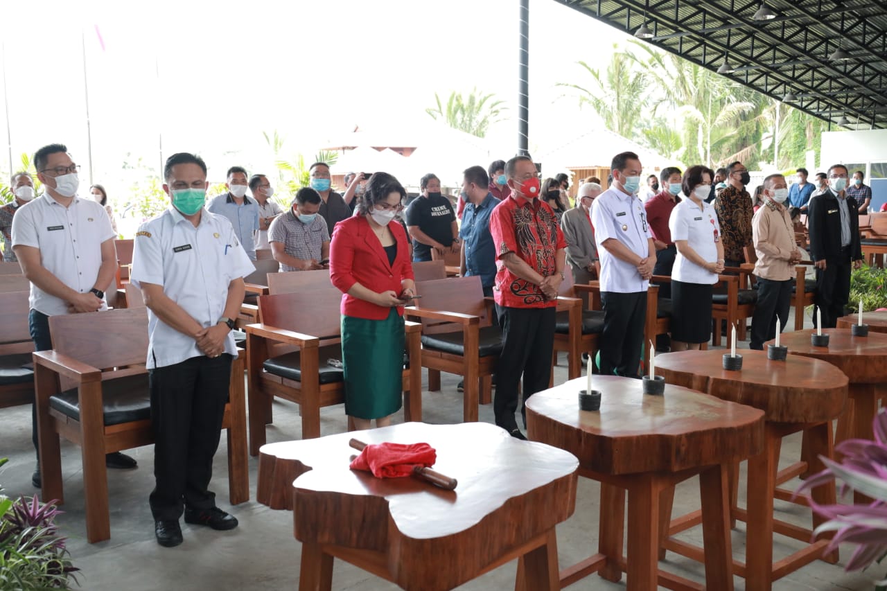 Samuel Roeroe Dituding "Rusak" Perayaan Natal PWI Tomohon