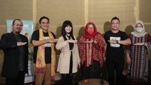 Dwiki Dharmawan dan Ferdinand Soputan Persembahkan Duo Kolintang: ‘The Sounds from Minahasa’