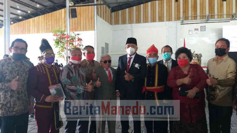 Perdana Hadiri Paripurna HUT Kota Tomohon, Ini Ungkapan Olly Dondokambey