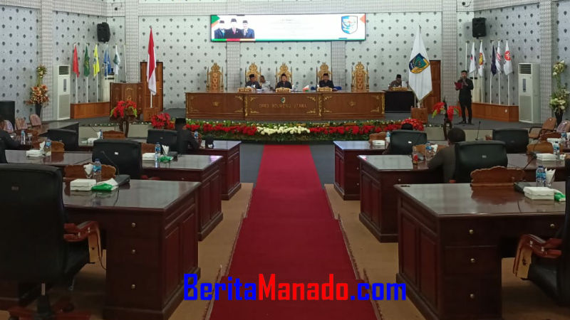 Tutup Masa Sidang Tahun 2021 di Paripurnakan DPRD Bolmut