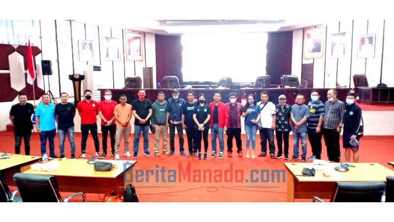 Dihadiri Joune Ganda, Asprov PSSI Sulut Gelar 'Manager Meeting' Piala Suratin