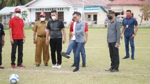 Lewat Satu Tendangan, Joune Ganda Buka Piala Soeratin U-17 dan U-13 Zona Bolmong Raya