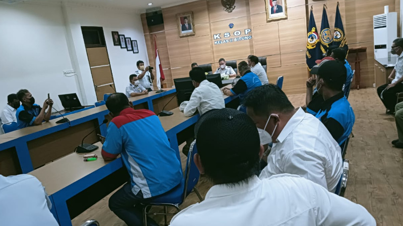 Tolak SKB Dirjen, Pengurus Koperasi TKBM Datangi Kantor KSOP Bitung