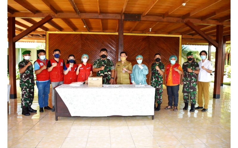 Ditinjau Langsung Brigjen TNI Meyer Putong, Personel Korem 131/Santiago Jalani Tracing Covid-19 9 Ditinjau Langsung Brigjen TNI Meyer Putong, Personel Korem 131/Santiago Jalani Tracing Covid-19