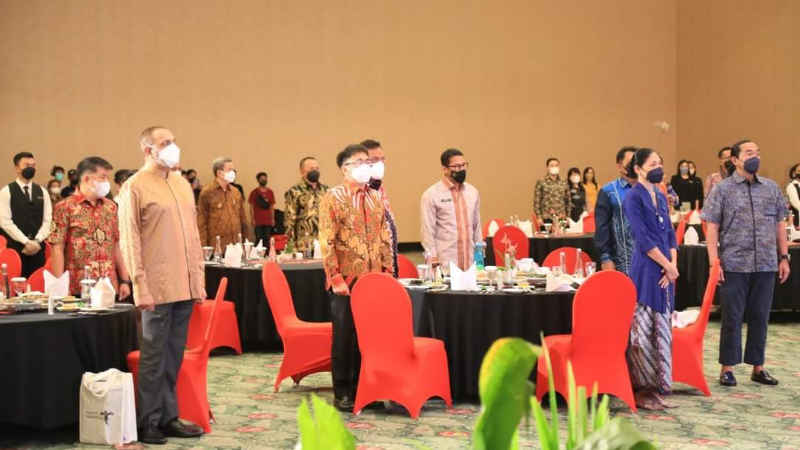 Berita Foto: Andrei Angouw Hadiri Forum Investasi Pariwisata dan Ekonomi Kreatif Sulut