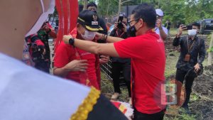 Tingkah Nyeleneh Sandiaga Uno Saat Berada di TWA Batuangus Bitung