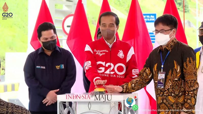 Andrei Angouw yang Dampingi Joko Widodo Tekan Sirene Resmikan Tol Manado-Bitung