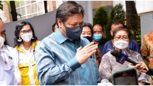 Airlangga Hartarto Dorong Vaksinasi Booster untuk Antisipasi Kenaikan Omicron