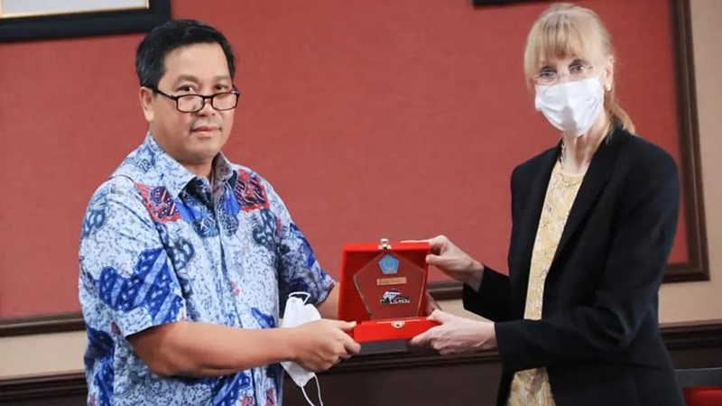 Setahun Kepemimpinan Olly Dondokambey – Steven Kandouw: Bekerja dan Terus Bekerja! 4 Setahun Kepemimpinan Olly Dondokambey – Steven Kandouw: Bekerja dan Terus Bekerja!