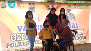 Polres Bolmong Gelar Pemeriksaan Massal Hingga Vaksinasi Bagi Personil