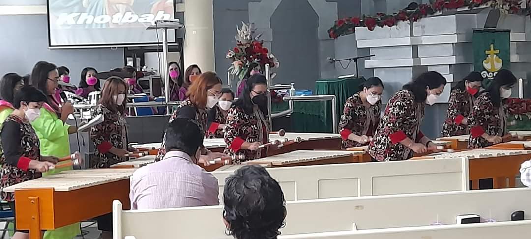 Ibadah Perdana WKI Wilayah MaMa Digelar, Pdt Freeke Winerungan: Berintegritas Dalam Melayani