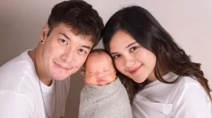 Artis Cantik Audi Marissa Putuskan Pindah Agama Kristen, Ibu Unggah Komentar Haru