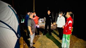 Canda Jokowi ke Menteri PUPR Saat Kemah di IKN: Malam-malam Masih Kerja