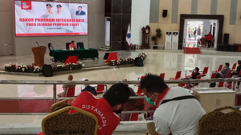 Integrasi Data Pemprov Sulut Segera Terwujud, ASN Diharapkan Bekerja Total 8 Integrasi Data Pemprov Sulut Segera Terwujud, ASN Diharapkan Bekerja Total