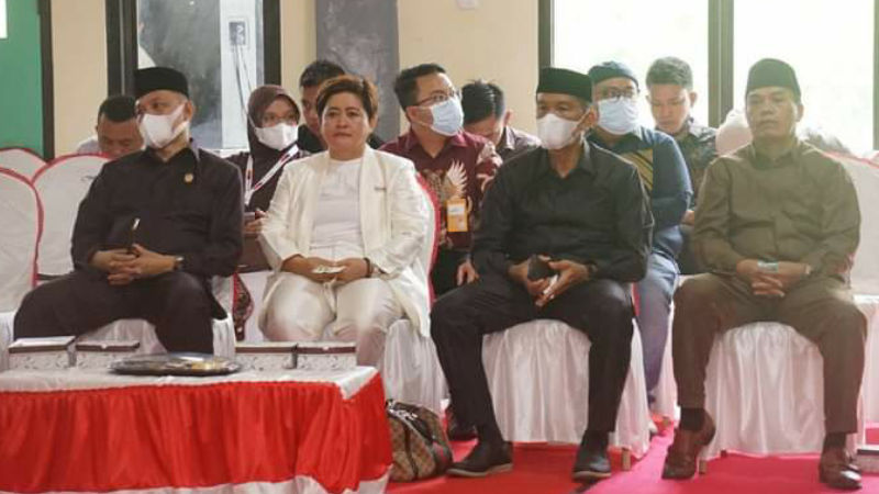 DPRD Bolmut Hadiri Pelantikan Sekda Definitif