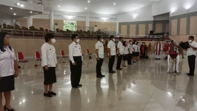 Ini 10 Pejabat Administrator dan Pengawas Dinkes yang Dilantik Steven Kandouw