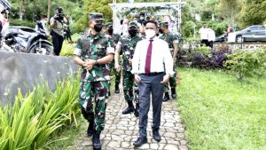 Kunjungi Boltim, Pangdam Denny Tuejeh Kagumi Keindahan Alam Goba Molunow