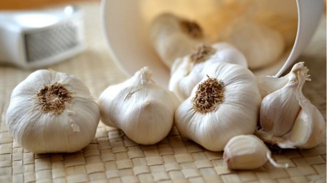 Manfaat Bawang Putih Bagi Kesehatan, Dimakan Mentah Efeknya Luar Biasa