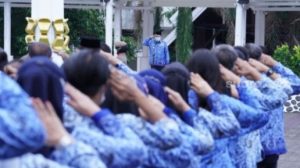 Mendagri Tito Karnavian Minta Kepala Daerah Percepat Proses Pencairan THR dan Gaji ke-13 Tahun 2022