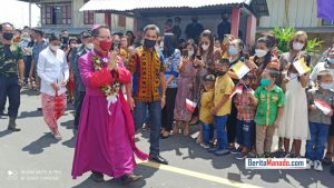 Uskup Rolly Untu Ungkap Keistimewaan Perayaan Minggu Palma di Stasi Kakas