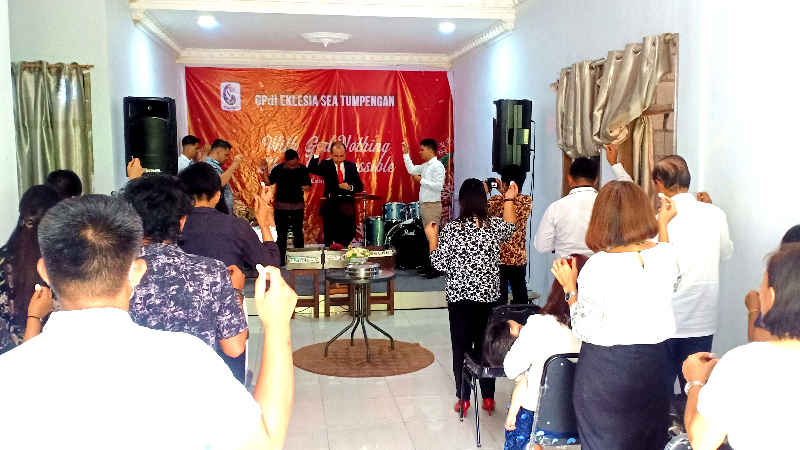 Renungan Jumat Agung, Pdt Kevin Lapian: Yesus Sahabat Sejati 9 Renungan Jumat Agung, Pdt Kevin Lapian: Yesus Sahabat Sejati