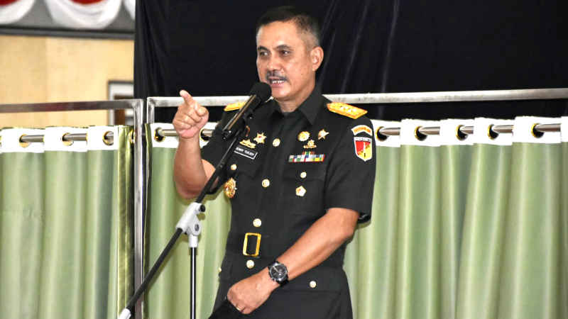 Letkol Marlon Tuwaidan Jabat Kahubdam XIII/Merdeka, Ini Pesan Pangdam Mayjen Denny Tuejeh 8 Letkol Marlon Tuwaidan Jabat Kahubdam XIII/Merdeka, Ini Pesan Pangdam Mayjen Denny Tuejeh