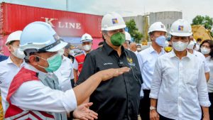 Stabilkan Harga Minyak Goreng dalam Negeri, Pemerintah Larang Ekspor CPO dan Turunannya