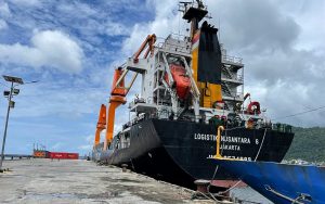 Molor 3 Hari dari Jadwal, Malam Ini KM Lognus 06 Masuk Pelabuhan Tahuna