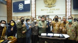 Revisi UU PPP Disepakati, Airlangga Hartarto Sebut Pembentukan Undang-undang Semakin Efisien