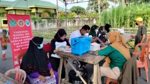 Pedagang di Pasar Bolangitan Bolmut Jadi Sasaran Vaksinasi BIN Sulut
