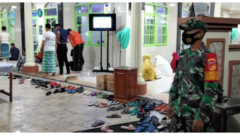 Babinsa Koramil 03/WSM Laksanakan Pemantuan di Masjid