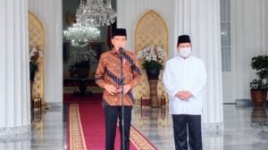 Mesra dengan Prabowo, Rocky Gerung Sarankan Jokowi Kelak Jadi Menteri Agama
