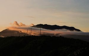 Terkait Aktivitas Gunung Berapi Awu, Masyarakat Sangihe Diminta Percayai Info dari Sumber Resmi