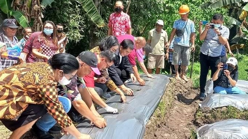 Fakultas Pertanian Unsrat-Pemkab Minut Kampanyekan Semangat “Mari Jo Bakobong”   