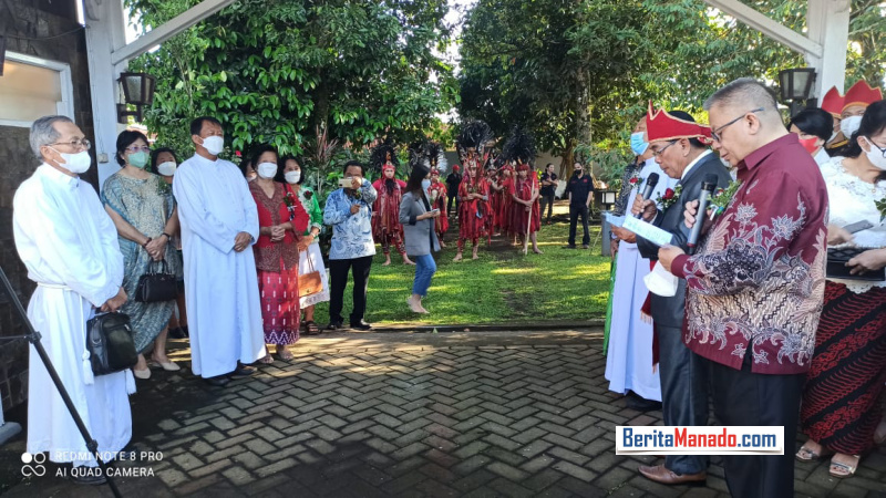 Syukur 25 Tahun Tahbisan Imamat, Ini Ungkapan Pastor Aloysius Ho Tombokan MSC 12 Syukur 25 Tahun Tahbisan Imamat, Ini Ungkapan Pastor Aloysius Ho Tombokan MSC
