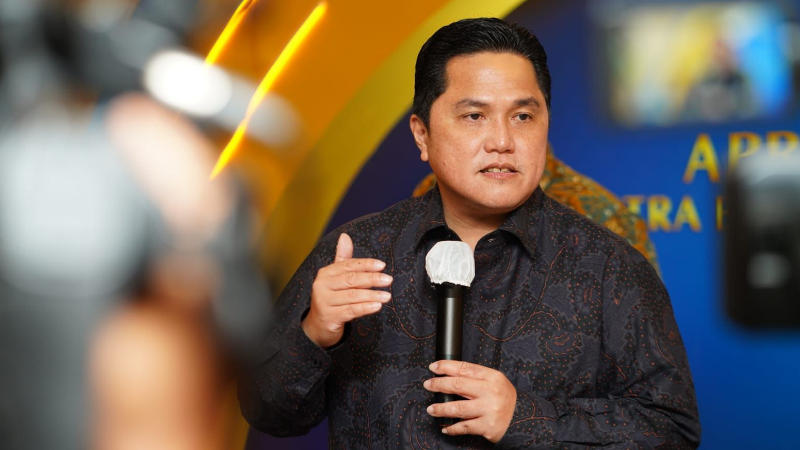 PLN Raih Penghargaan Mitra BUMN Champion 2022 dari Erick Thohir 2 PLN Raih Penghargaan Mitra BUMN Champion 2022 dari Erick Thohir
