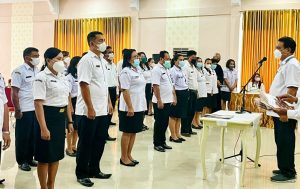 31 Kepsek dan 8 Kapus di Lingkup Pemkab Sangihe Dilantik Bupati Jabes Gaghana