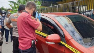 Warga Gorontalo Digegerkan Penemuan Mayat di Dalam Mobil