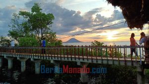 Indahnya Sunset di Wisata Hutan Mangrove Desa Budo