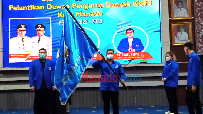 Rio Dondokambey Lantik Natanael Pepah sebagai Ketua KNPI Manado 2022-2025